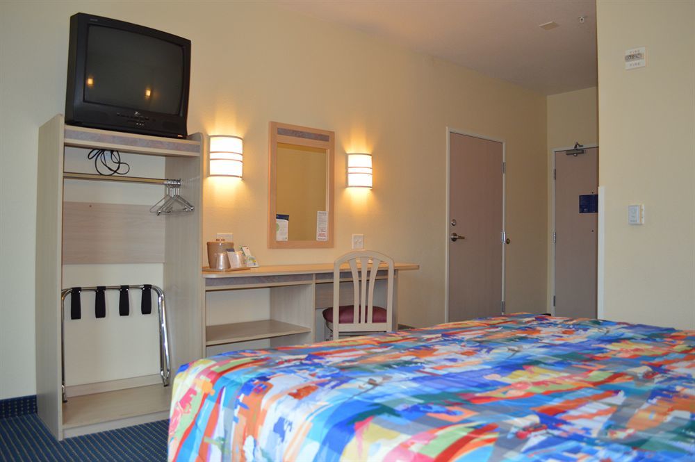 Motel 6-Anchorage, Ak - Midtown Экстерьер фото