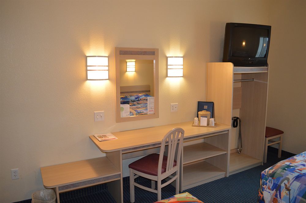 Motel 6-Anchorage, Ak - Midtown Экстерьер фото